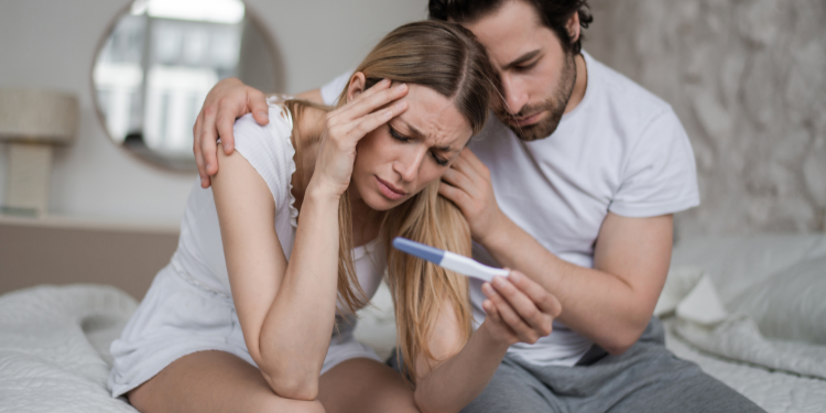 amenoree, lispa menstruatiei, absenta menstruatie, cauze amenoree, tratament amenoree, remedii amenoree, 