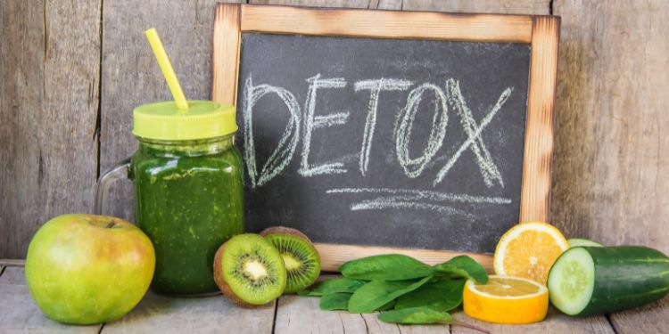 beneficii ale consumului de urzici, urzici beneficii pentru sanatate, detoxifiere cu urzici, urzici modalitati de consum, urzici precautii ai recomandari, cum sa preparati si sa consumati urzicile,