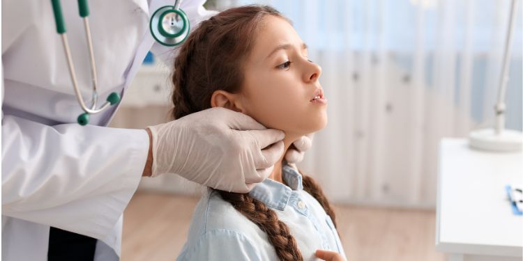care sunt simptomele oreionului, oreion manifestari, cum se pune diagnosticul de oreion,