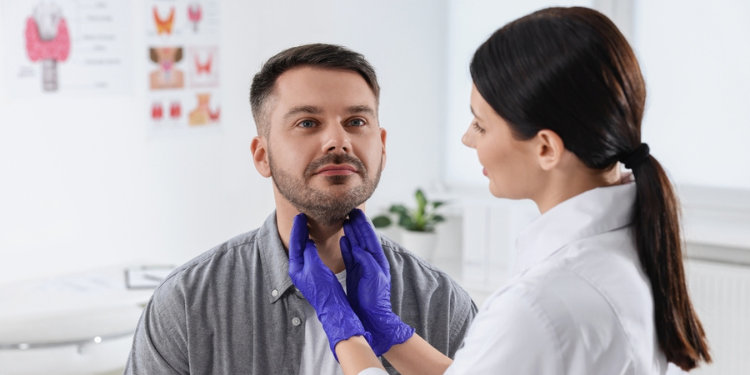 hipertiroidism, tiroida, hormoni tiroidieni, simptome hipertiroidism, tratament hipertiroidism, 