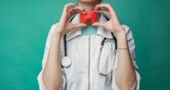 Hipotiroidism. Cauze, simptome, factori de risc, diagnostic, tratament, complicații