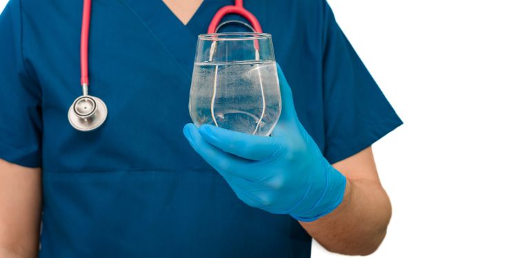 toxiinfectie alimentara primul ajutor, ce este toxiinfectia alimentara, simptome toxiinfectie alimentara, toxiinfectia alimentara cand trebuie sa mergeti la spital, cum sa preveniti toxiinfectia alimentara,
