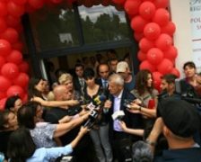 Fundatia Regina Maria a deschis prima policlinica gratuita din Bucuresti