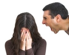 Violenta in familie duce la deteriorarea sanatatii mintale