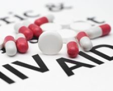 HIV, „detectabil” in lacrimi chiar si dupa tratament
