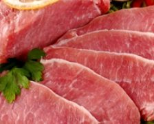 Consumul de carne rosie in exces dauneaza grav sanatatii