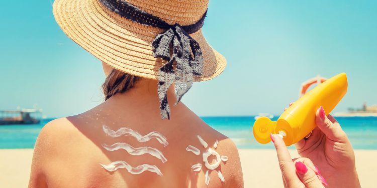 cum sa aplicati corect produsele cu SPF, mituri despre protectia solara, protectie solara la copii si bebelusi, 