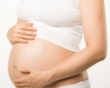 Dieta in timpul sarcinii. Este indicat ca o gravida sa tina cura de slabire?