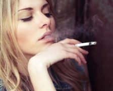 Cum afecteaza fumatul dantura?