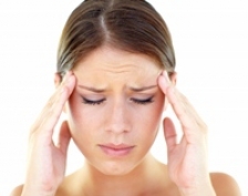 Top 5 cauze ale durerilor de cap. Ce produse trebuie ocolite