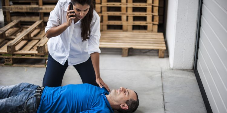diferenta dintre stop cardiac si atac de cord, ce trebuie facut in caz de urgenta, 