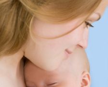 Aflati care sunt beneficiile alaptarii pentru mama si copil
