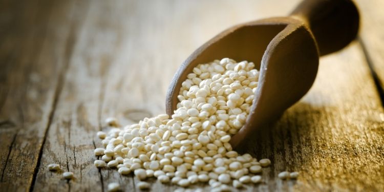 Descopera beneficiile semintelor de quinoa