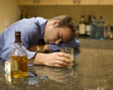Dependenta de alcool ar putea fi tratata cu o simpla pastila