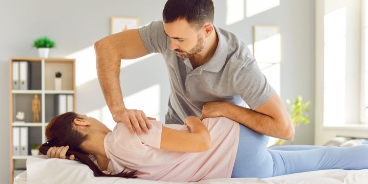 Chiropractica. Ce este. Cum funcționează. Cum vă ajută