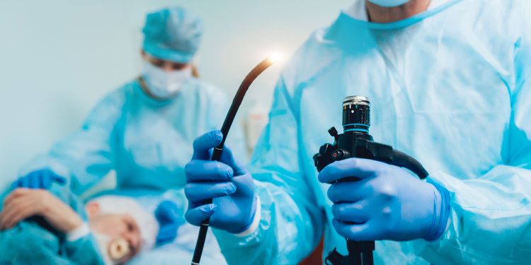 ce este endoscopia digestiva superioara, cand se recomanda endoscopia digestiva superioara,