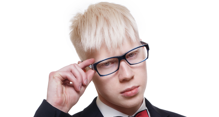 Albinismul - o boala genetica, fara tratament