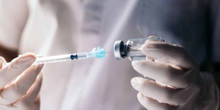 vaccinul hexavalent protectie oferita, ce contine vaccinul hexavalent, de ce boli protejeaza vaccinul hexavalent, beneficii vaccin hexavalent, reactii vaccin hexavalent,