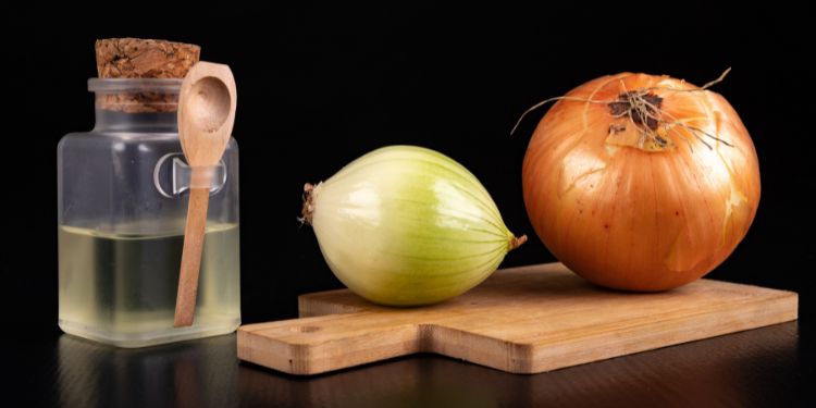 ce remedii functioneaza in caz de tuse productiva, sirop de ceapa si miere,