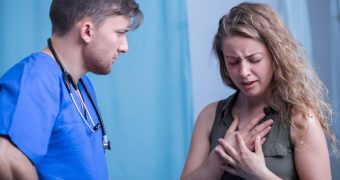 Infarctul miocardic: 3 simptome subtile în cazul femeilor