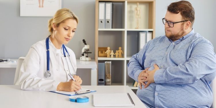 Afecțiuni asociate cu obezitatea: cum ne afectează excesul ponderal sănătatea