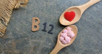 7 semne ale carentei de vitamina B12