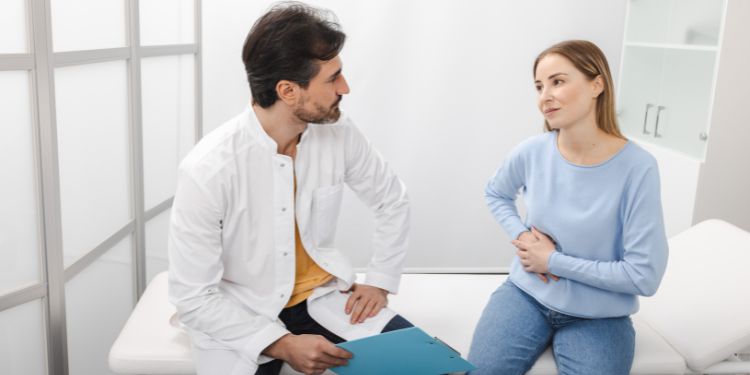 ficat bolnav tulburari la nivelul abdomenului,