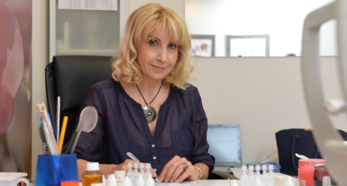 Dr. Speranta Schmitzer: „Nicio tumora la nivelul pleoapelor nu doare”