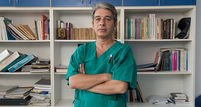 Dr. Florin Chirculescu: „Doar un sfert dintre pacientii cu cancer pulmonar pot fi operati. Restul ajunge prea tarziu”