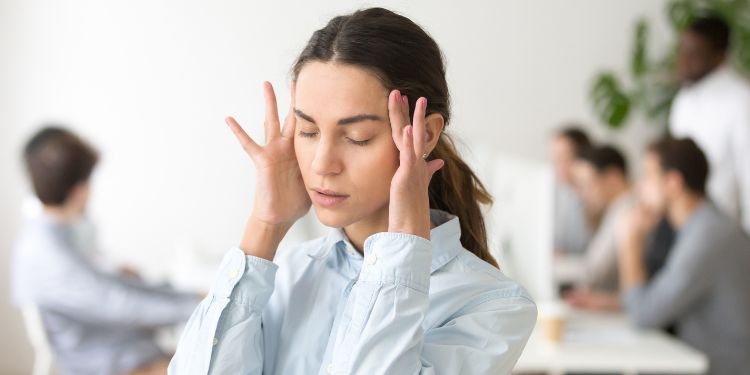 10 simptome frecvente in caz de glicemie scazuta, ce trebuie făcut in caz de glicemie scazuta, cum se poate preveni glicemia scazuta,