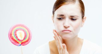 Ce sa NU faceti daca aveti dintii sensibili