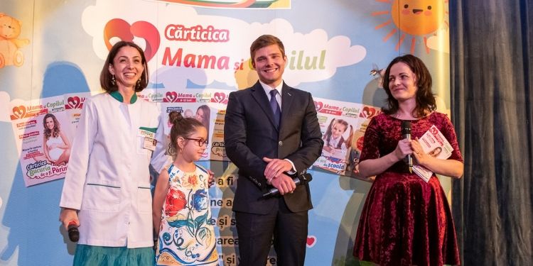 Catena a lansat proiectul „Carticica Mama si Copilul”