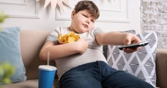 Obezitatea în adolescenţă afectează ireversibil oasele