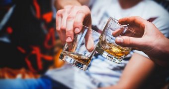 Consumul de alcool este contraindicat în tulburările de anxietate