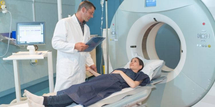 RMN, CT, rezonanţa magnetică nucleară, computer tomograf, tomografie computerizată, tomografie,