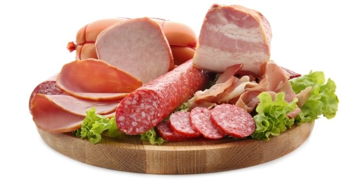 Consumul de carne procesată poate duce la demență