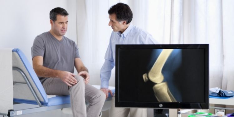 Activități recomandate persoanelor cu dureri de genunchi