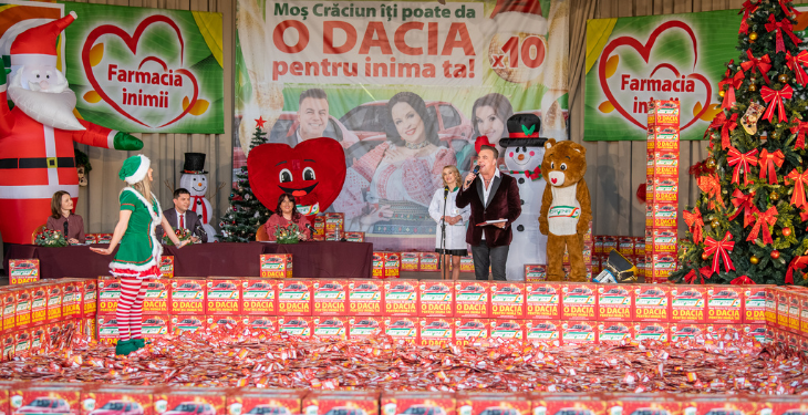 câștigătorii campaniei Catena „Moș Crăciun îți poate da o Dacia pentru inima ta”