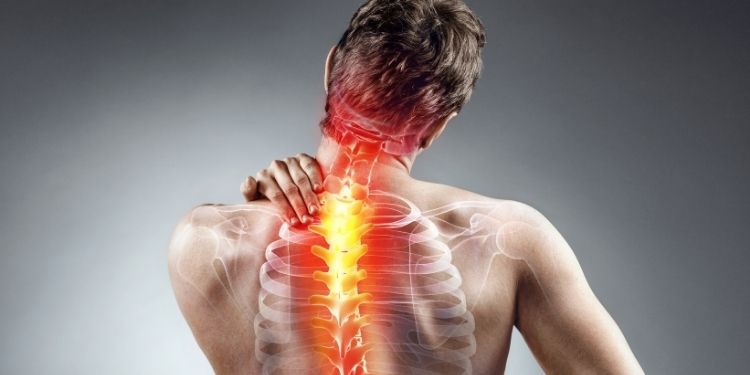 Durerea toracală de spate, posibile cauze