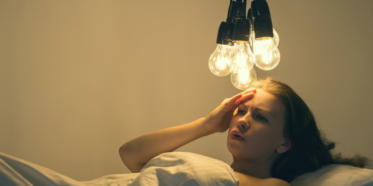 cauze anxietate, expunerea la lumina noaptea, cauze insomnii,