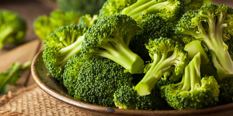 Broccoliul ar putea reduce riscul de AVC