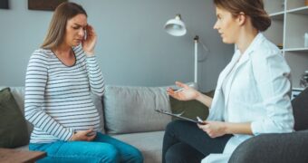 Durere de cap în sarcină. Factori de risc și cauze