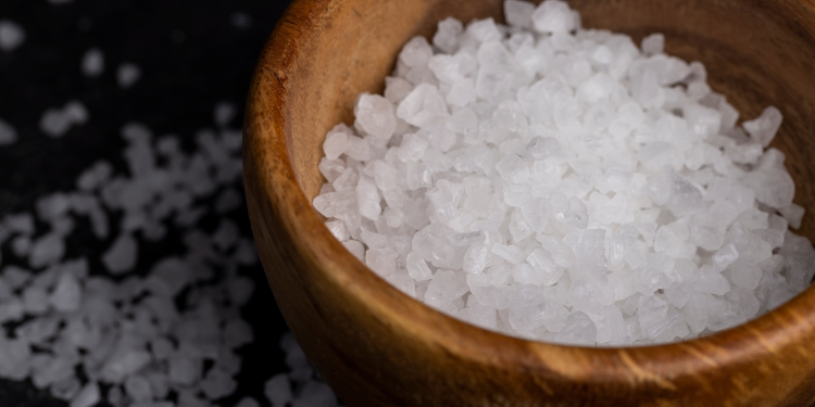 Pacienții cu boli cardiovasculare consumă mai multă sare decât ar trebui