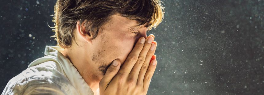 Alergia la praf: simptome, cauze, management