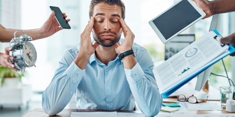 Ce boli pot fi cauzate și declanșate de stres? Informații și sfaturi