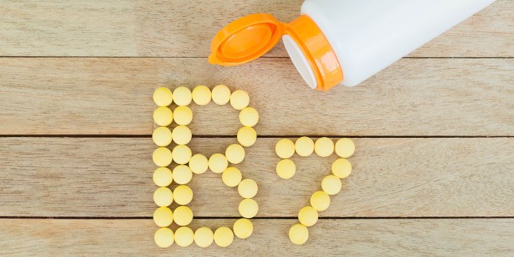 Vitamina B7 (biotina), de ce este importantă pentru sănătate. Roluri și beneficii