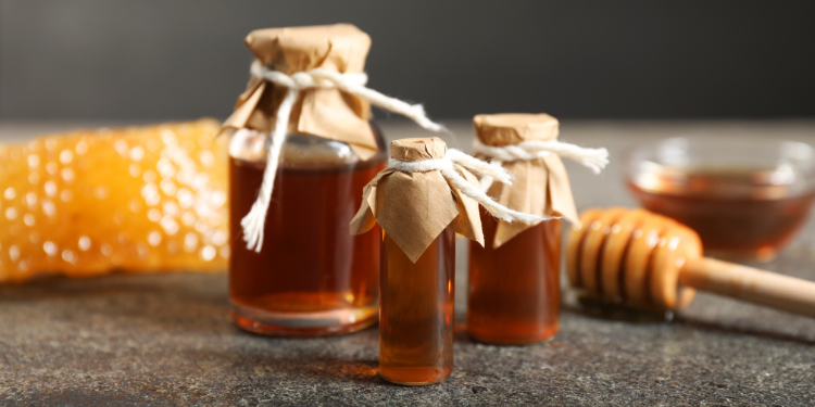 Tinctura de propolis: beneficii, proprietăți, recomandări privind consumul
