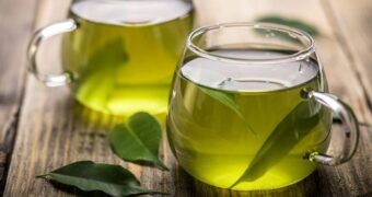 Ceaiul verde și vitamina B3, beneficii neașteptate pentru creier