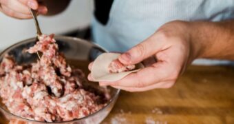 (P) Sfaturi de pregătirea cărnii în siguranţă