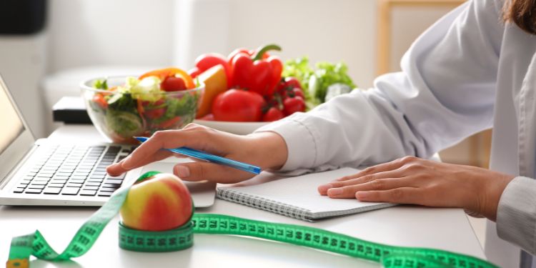 ce sunt hormonii, ce hormoni au un rol in greutatea, cum putem stimula activitatea hormonilor cu rol in greutate, ce este de facut cand dieta si exercitiile nu functionaza,